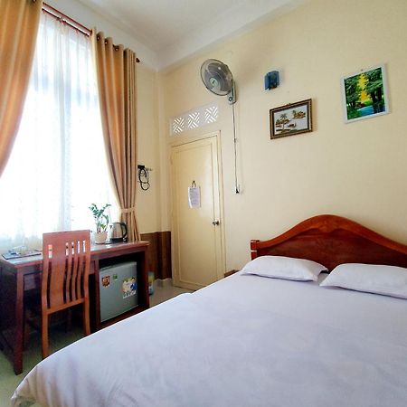 Binh Dao Hotel - Khach San Ngay Trung Tam Gia Re Dalat Exterior foto