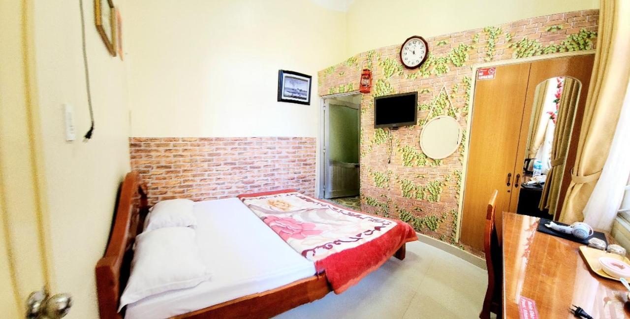 Binh Dao Hotel - Khach San Ngay Trung Tam Gia Re Dalat Exterior foto